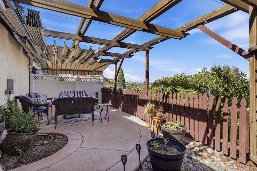 2553 Granada Circle Spring Valley, CA 91977 - Photo 16 of 27