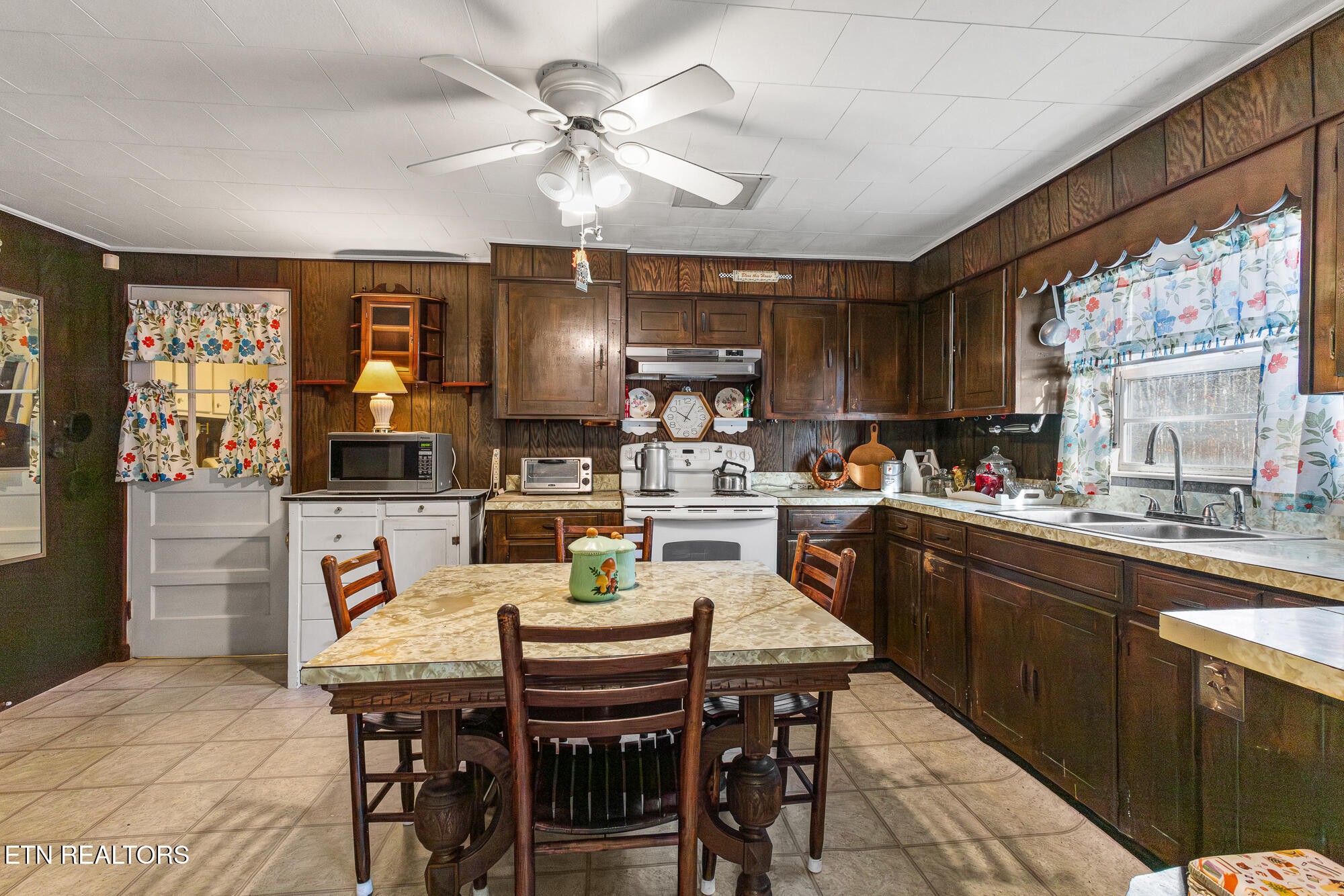 537 County Road 188 Decatur, TN 37322 - Photo 11 of 39 Gallery Image 11