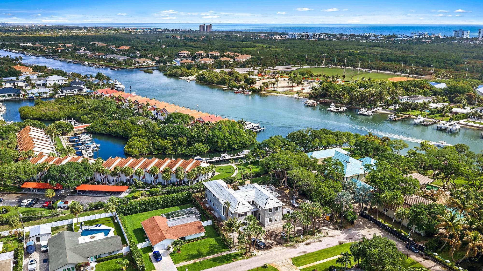 2267 Windsor Road Palm Beach Gardens, FL 33410 - Photo 15 of 28 2267 Windsor rd-13