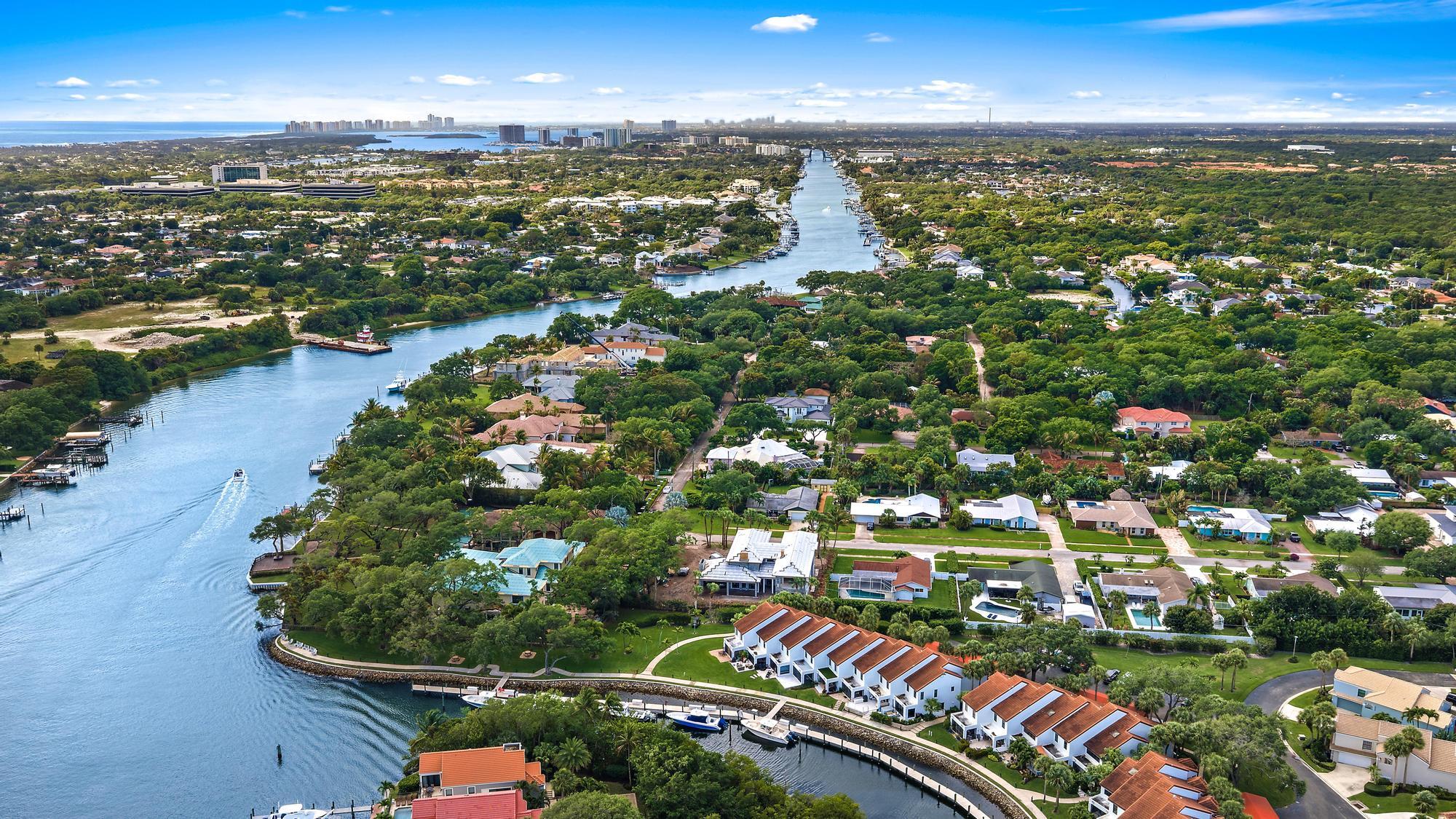 2267 Windsor Road Palm Beach Gardens, FL 33410 - Photo 25 of 28 2267 Windsor rd-23