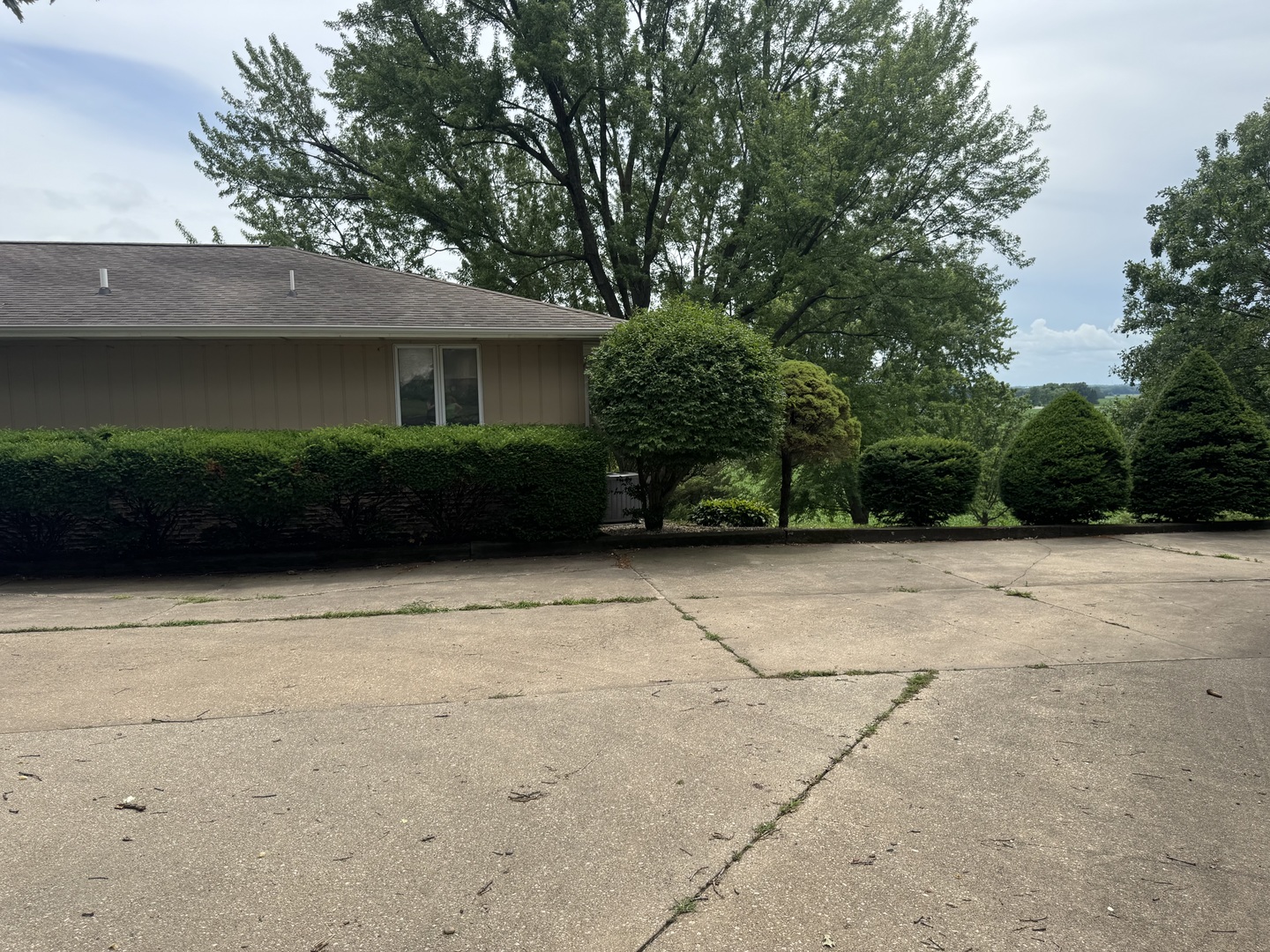 428 Overlook Court Geneseo, IL 61254 - Photo 3 of 55