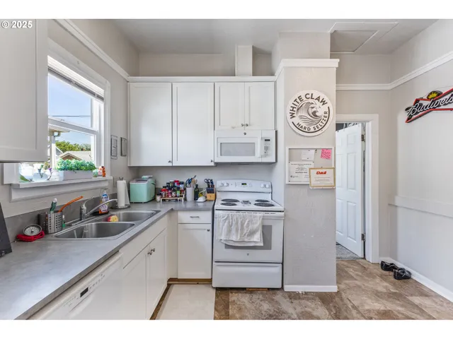 $625,000 | 216 Northwest 13th Street, Corvallis, OR 97330