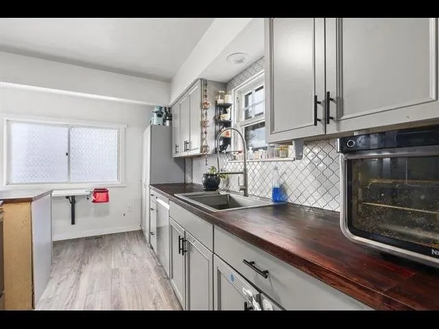 $285,000 | 1103 East Glass Avenue, Spokane, WA 99207