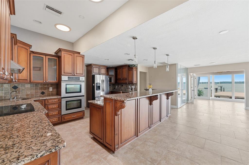 16115 4th Street East Redington Beach, FL 33708 - Photo 19 of 45
