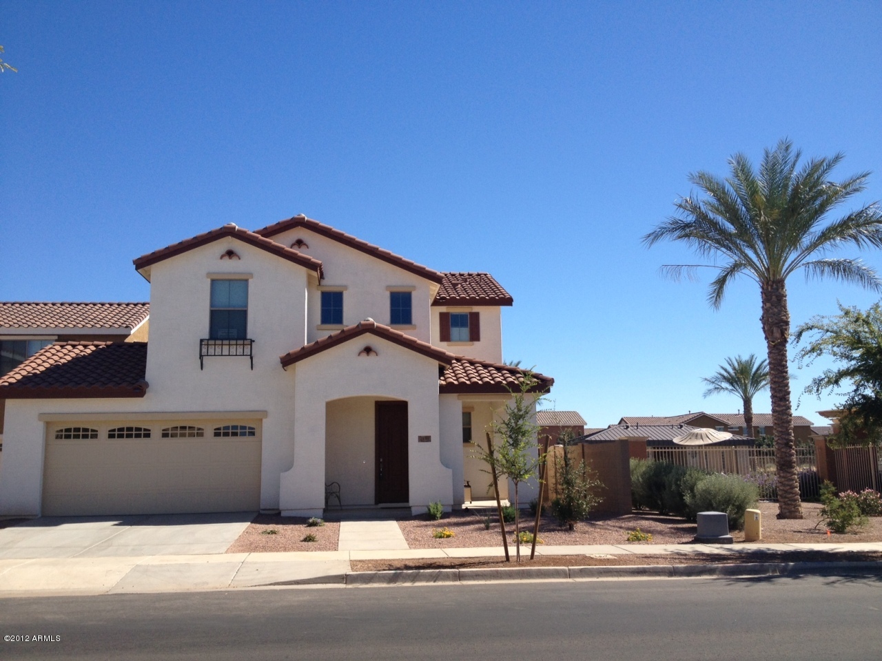 2139 South Martingale Road Gilbert, AZ 85295 - Photo 2 of 17 Lovely Entry