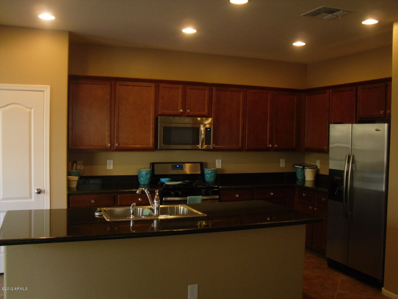 2139 South Martingale Road Gilbert, AZ 85295 - Photo 3 of 17 kitchen (138)