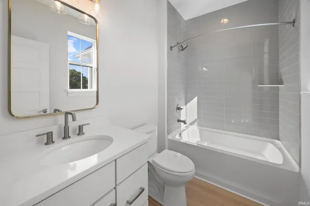 $520,000 | 107 Parkerwood Lane, West Lafayette, IN 47906