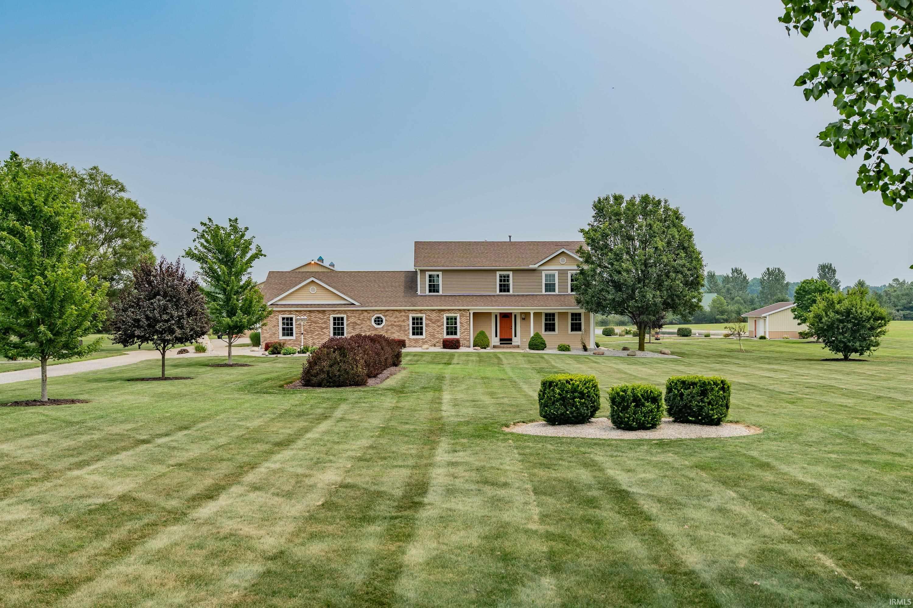 11517 Dennis Road Roanoke, IN 46783 - Photo 3 of 45 Gallery Image 3