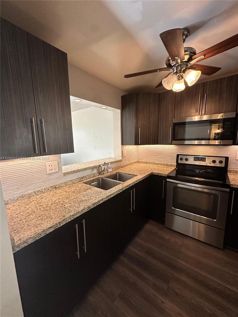 10825 Southwest 112th Avenue, Unit 115 Miami, FL 33176 - Photo 13 of 19