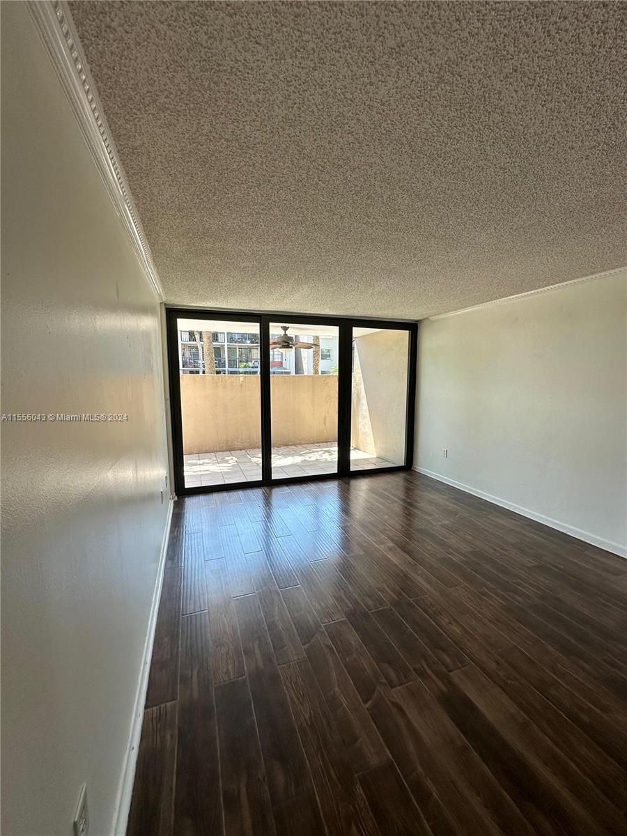 10825 Southwest 112th Avenue, Unit 115 Miami, FL 33176 - Photo 8 of 19