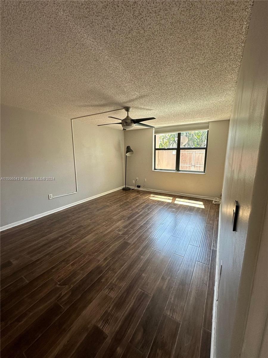 10825 Southwest 112th Avenue, Unit 115 Miami, FL 33176 - Photo 9 of 19