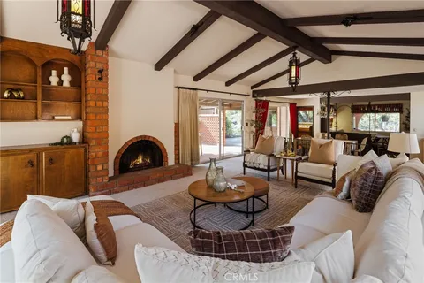 $1,299,000 | 880 Encanto Street, Corona, CA 92881