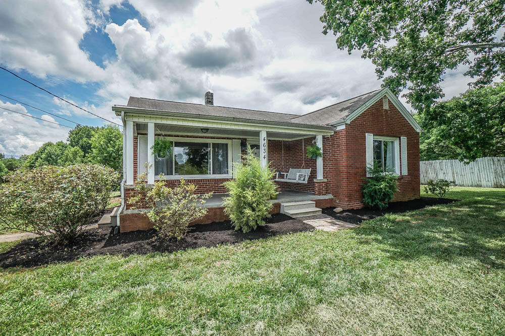 4634 Morganton Road Maryville, TN 37801 - Photo 2 of 36 DSC07042