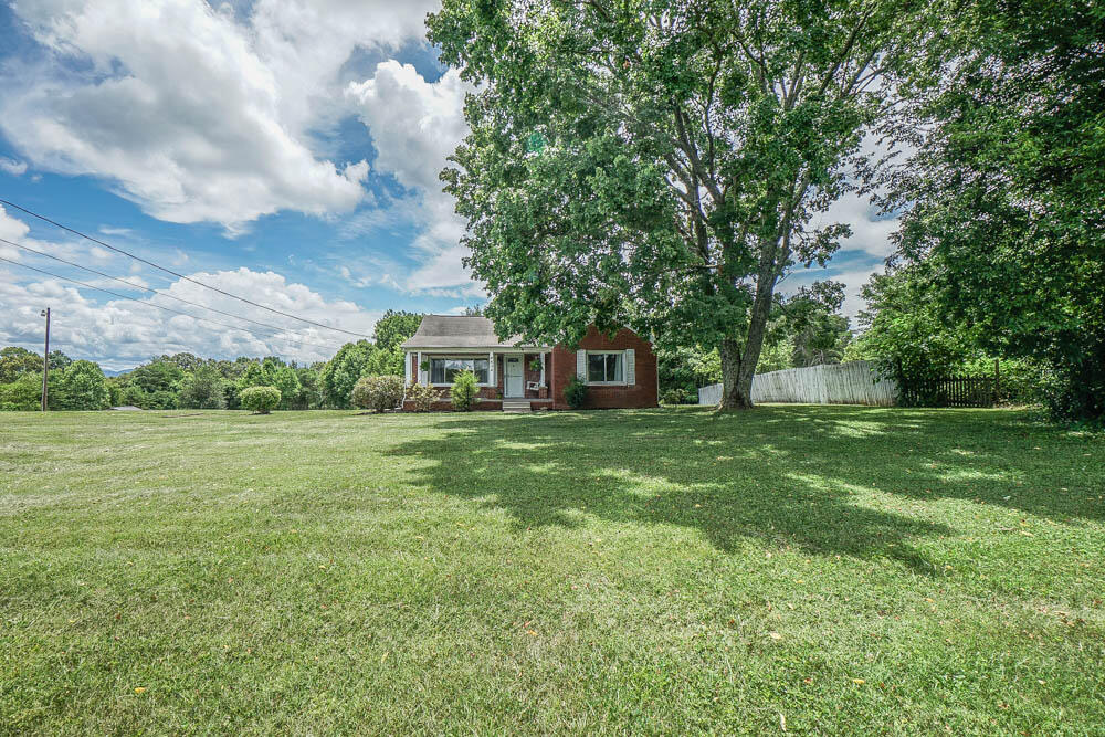4634 Morganton Road Maryville, TN 37801 - Photo 5 of 36 DSC07047