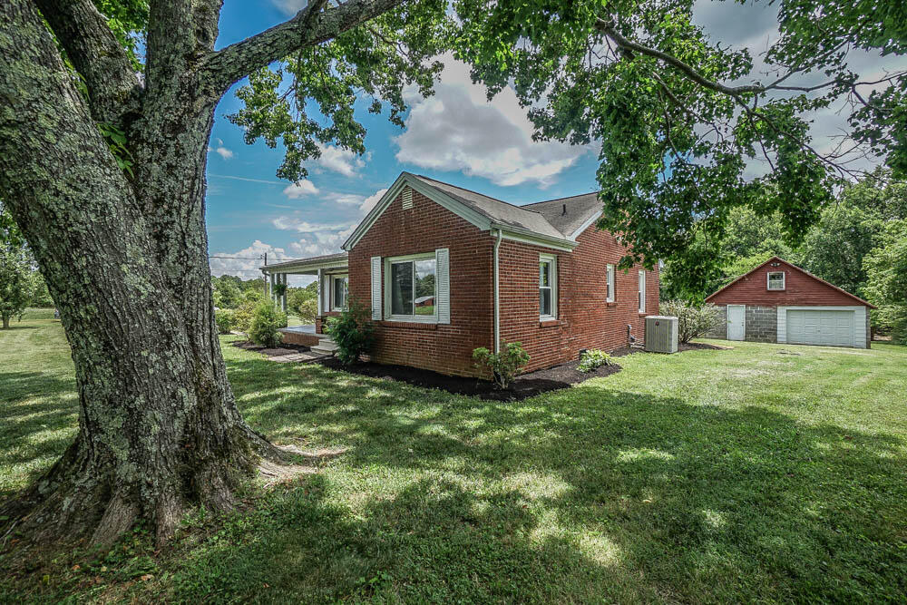 4634 Morganton Road Maryville, TN 37801 - Photo 6 of 36 DSC07051