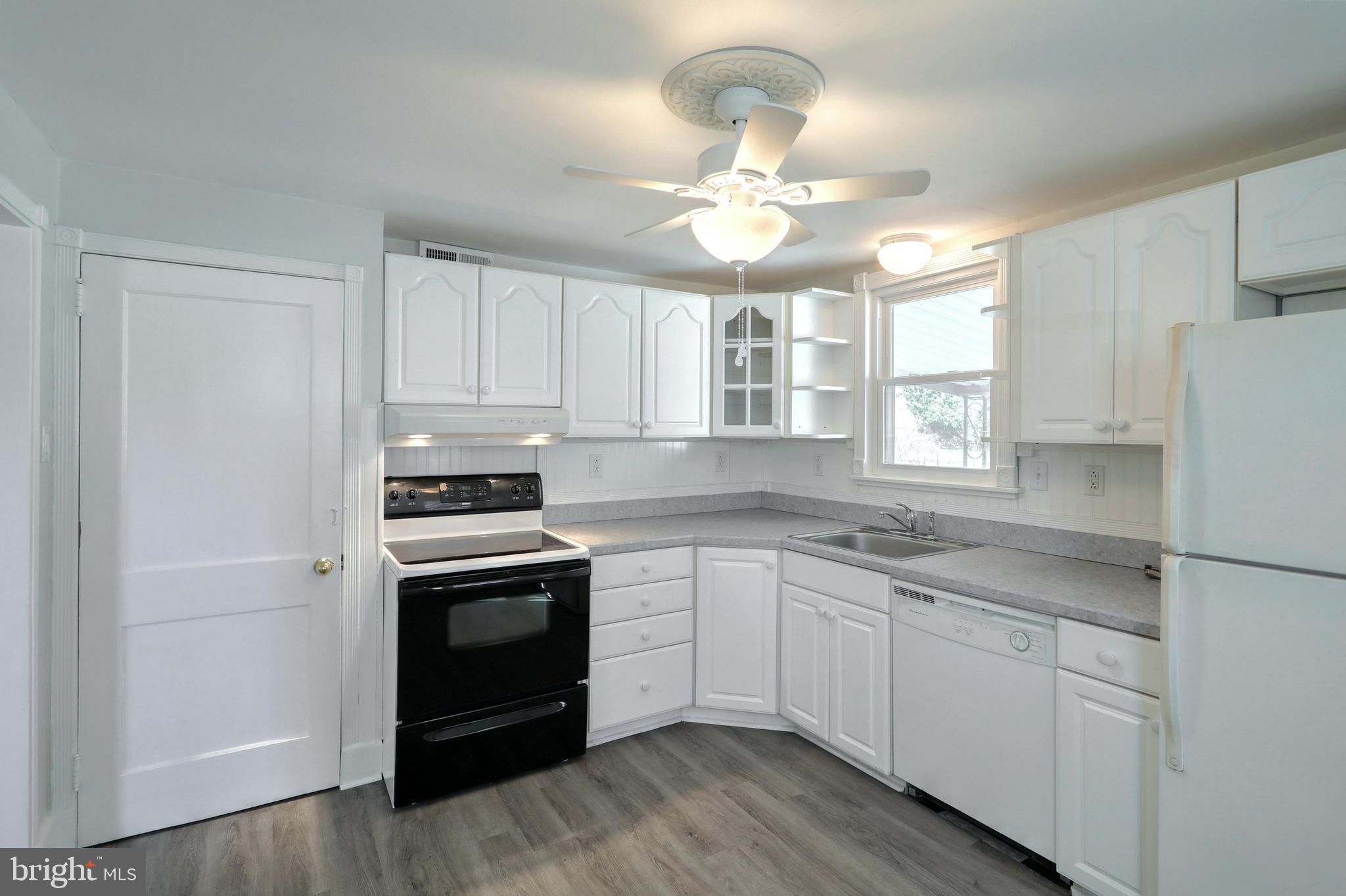 755 Priority Road York, PA 17404 - Photo 11 of 26 Gallery Image 11