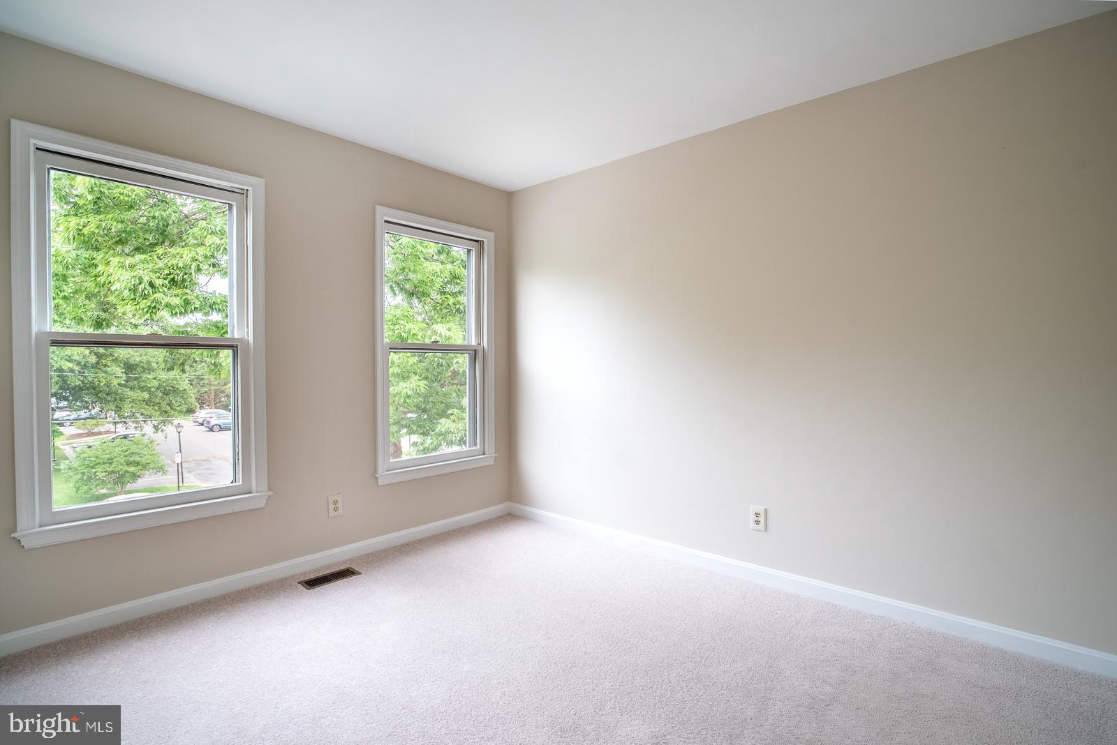 2109 North Rolfe Street, Unit D Arlington, VA 22209 - Photo 21 of 30 Bedroom 2