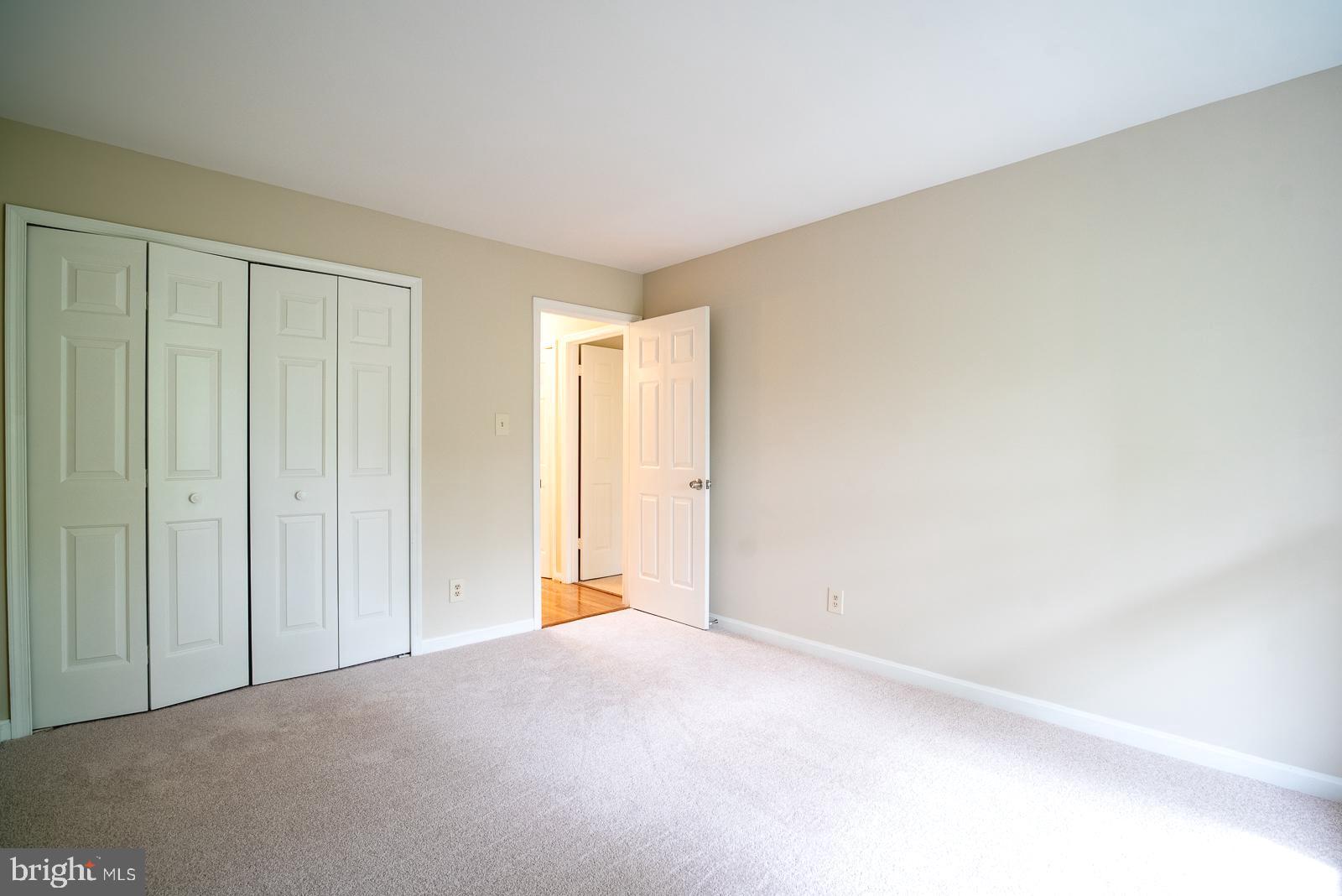 2109 North Rolfe Street, Unit D Arlington, VA 22209 - Photo 24 of 30