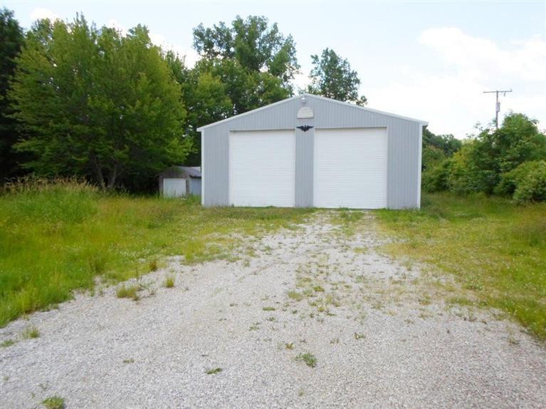 7778 Willow Road Milan, MI 48160 - Photo 3 of 19 Photo 3