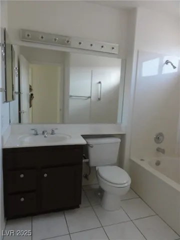 $2,100 | 2730 Darby Falls Drive, Las Vegas, NV 89134