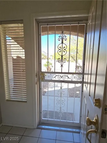 $2,100 | 2730 Darby Falls Drive, Las Vegas, NV 89134