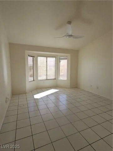 $2,100 | 2730 Darby Falls Drive, Las Vegas, NV 89134