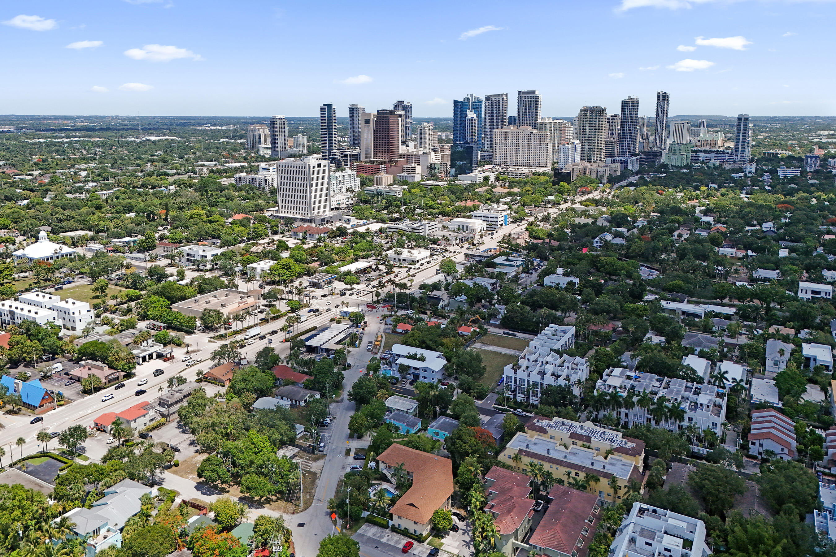 1250 Miami Road, Unit 11 Fort Lauderdale, FL 33316 - Photo 3 of 38 DJI_20260615120027_0669_D