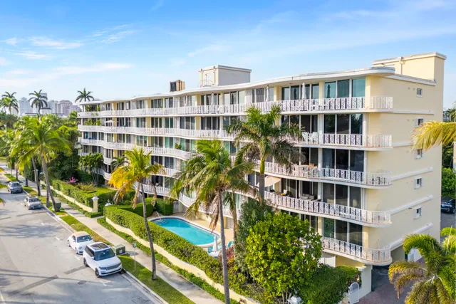 $2,850,000 | 227 Australian Avenue, Unit 3E, Palm Beach, FL 33480