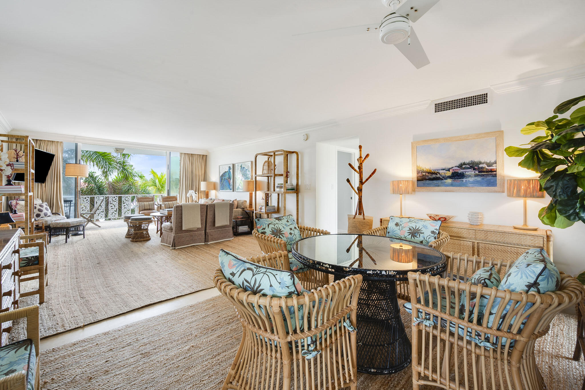 227 Australian Avenue, Unit 3E Palm Beach, FL 33480 - Photo 3 of 16 7