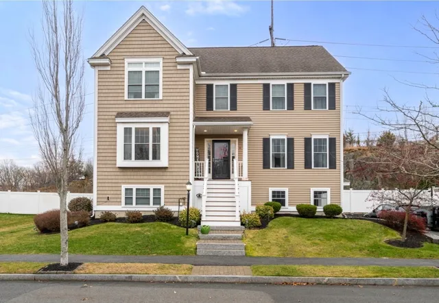 $978,000 | 11 Osborne Hill Drive, Salem, MA 01970