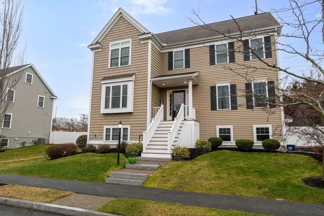 $978,000 | 11 Osborne Hill Drive, Salem, MA 01970