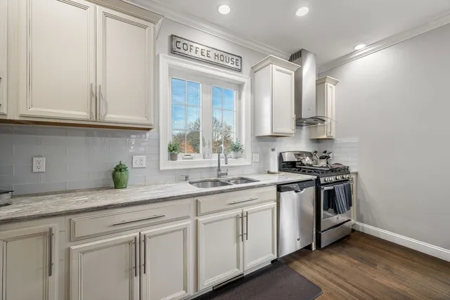 $978,000 | 11 Osborne Hill Drive, Salem, MA 01970