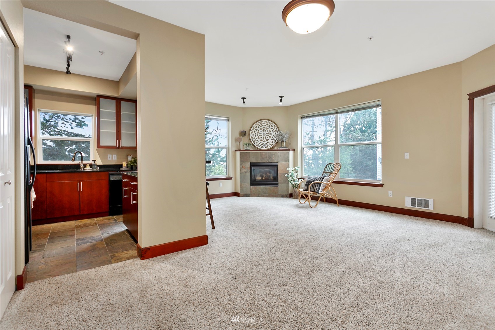 259 West Bakerview Road, Unit C207 Bellingham, WA 98226 - Photo 11 of 23 Gallery Image 11