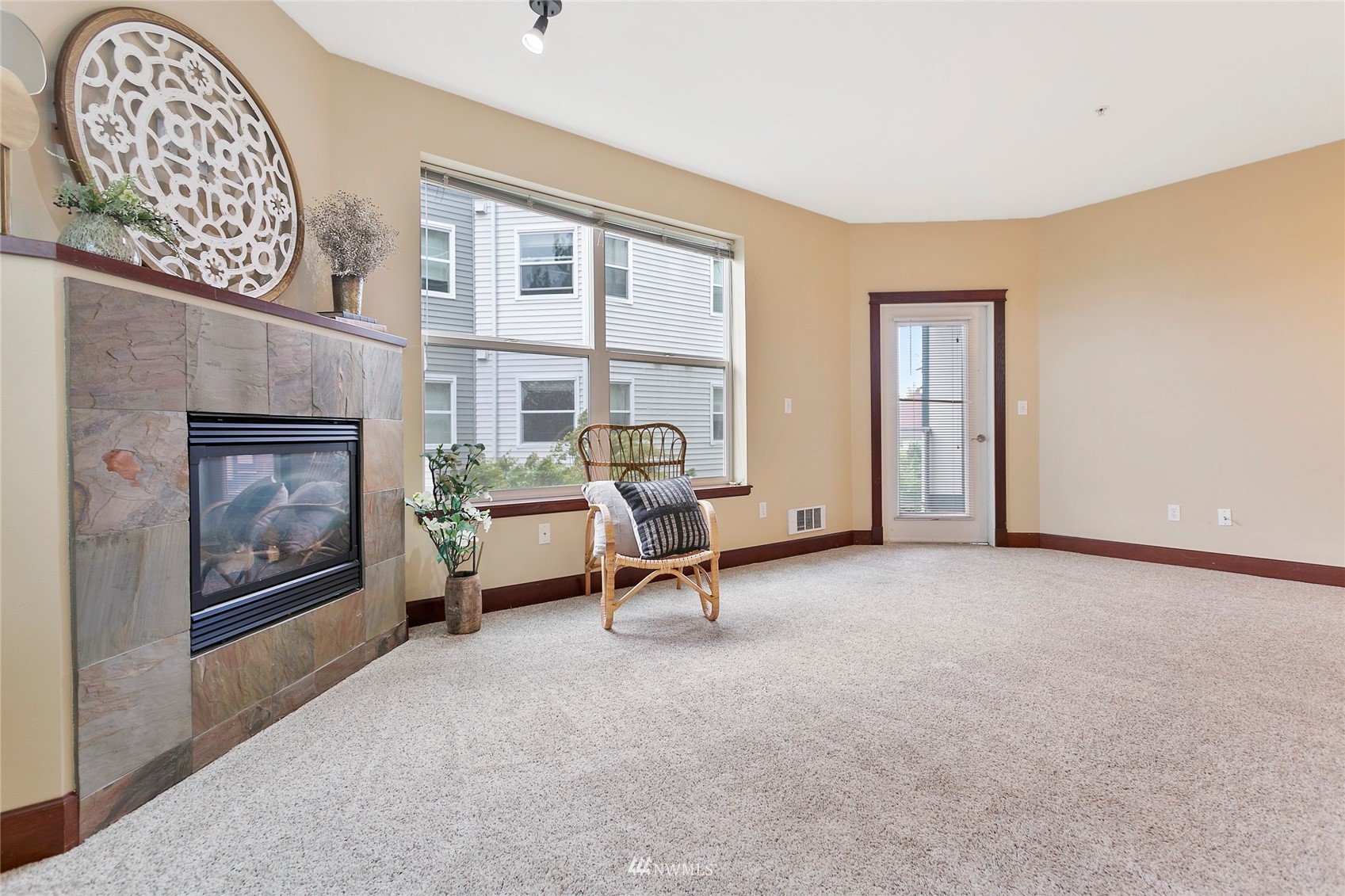 259 West Bakerview Road, Unit C207 Bellingham, WA 98226 - Photo 9 of 23 Gallery Image 9