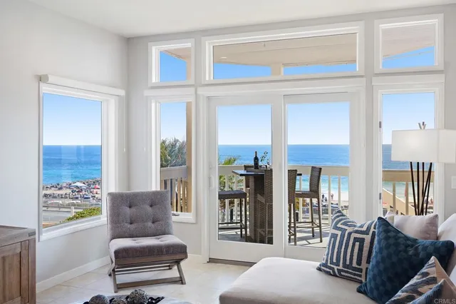 $2,450,000 | 111 Sequoia Avenue, Unit C, Carlsbad, CA 92008