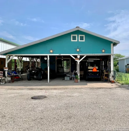 $70,000 | 138 De Zavala Street, Brackettville, TX 78832