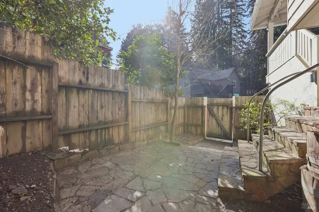 $549,000 | 14229 Old Cazadero Road, Guerneville, CA 95446