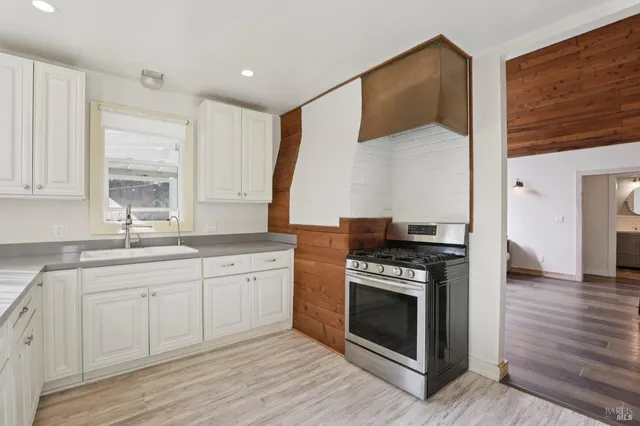 $549,000 | 14229 Old Cazadero Road, Guerneville, CA 95446