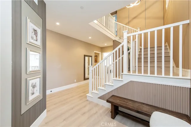 $1,800 | 200 Piazza, Irvine, CA 92602