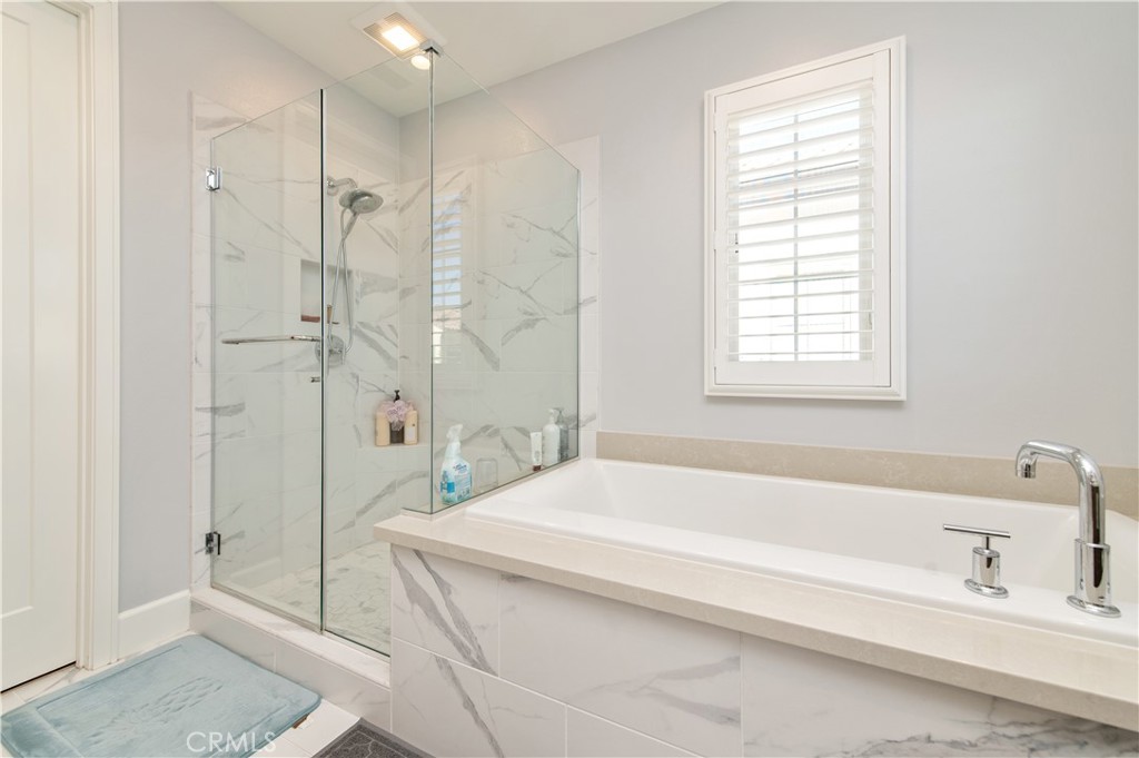 200 Piazza Irvine, CA 92602 - Photo 30 of 37