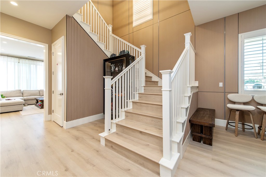 200 Piazza Irvine, CA 92602 - Photo 3 of 37