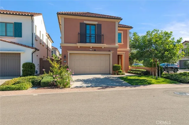 $1,800 | 200 Piazza, Irvine, CA 92602