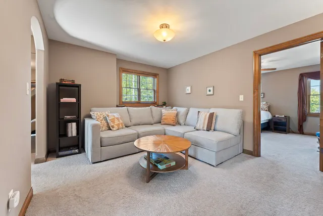 $1,399,000 | 6507 Willow Court, Waterford, WI 53185