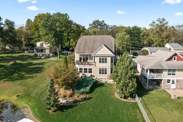 $1,399,000 | 6507 Willow Court, Waterford, WI 53185