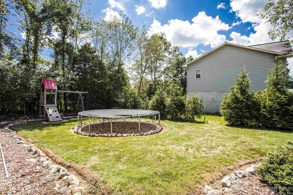 4893 Carpenter Road Granite Falls, NC 28630 - Photo 6 of 15 Gallery Image 6