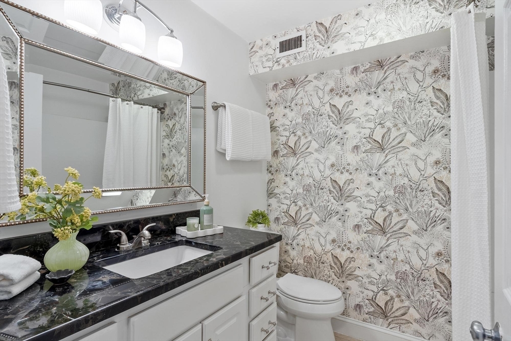2 Beal's Cove Road, Unit F Hingham, MA 02043 - Photo 23 of 30