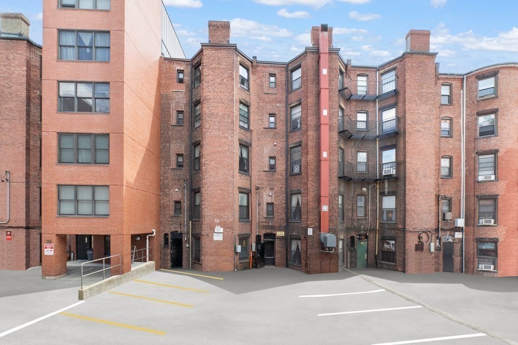 912 Beacon Street Boston, MA 02215 - Photo 23 of 26