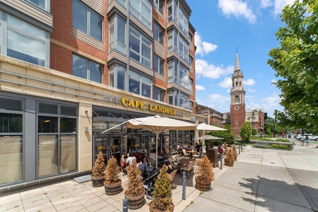 912 Beacon Street Boston, MA 02215 - Photo 24 of 26