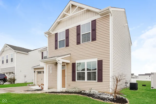 $1,925 | 13875 Mardenis Drive West, Camby, IN 46113