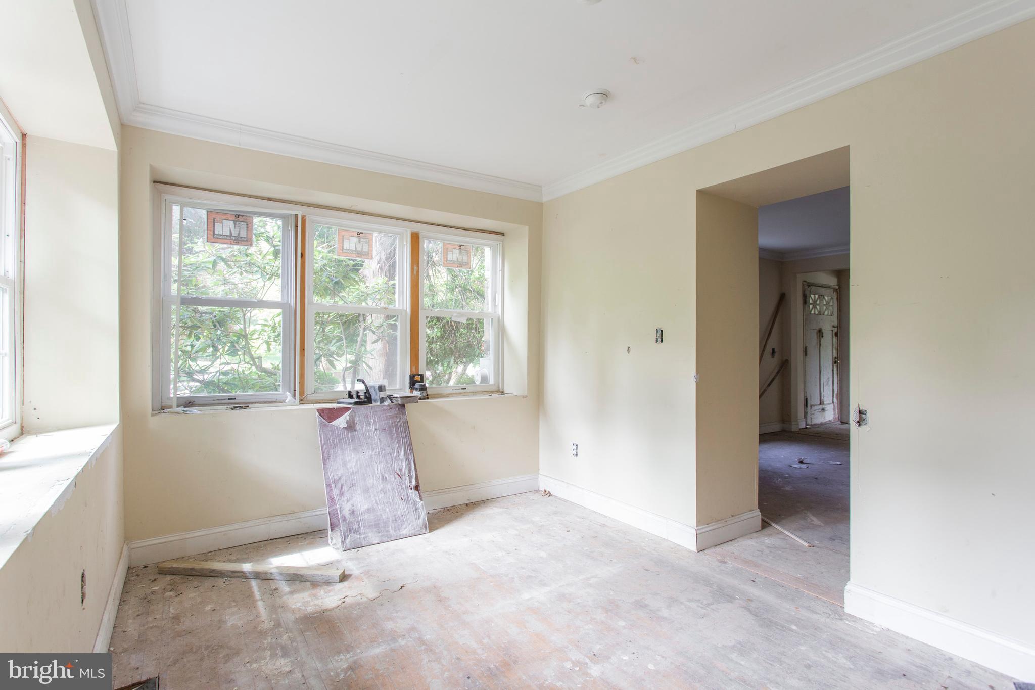 5200 Overbrook Avenue Philadelphia, PA 19131 - Photo 14 of 37 a view of a room with large windows